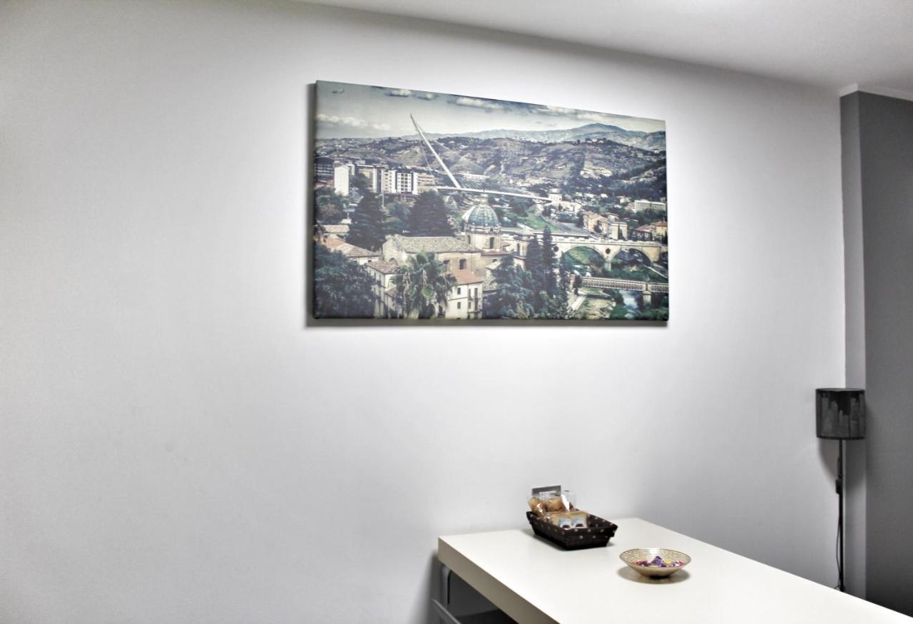 Cosenza Luxury Apartment エクステリア 写真
